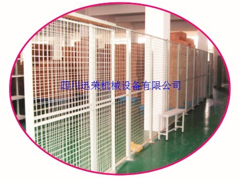 1666061176366174.jpg 金屬隔離網(wǎng)7.jpg